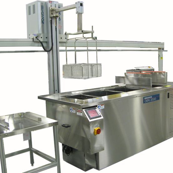 Branson OMNI 1620HP Yüksek Performanslı Temizleme Sistemi Branson OMNI 1620HP Yüksek Performanslı Temizleme Sistemi