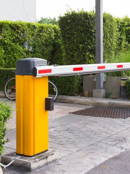 otomatik-kollu-bariyer-sistemleri